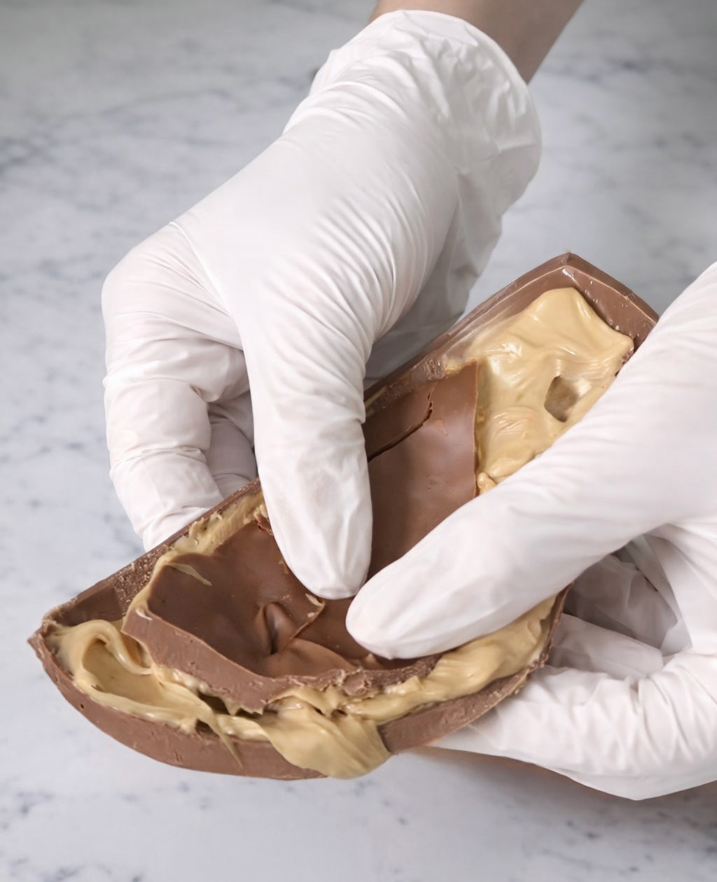 Uovo di Pasqua artigianale Bueno 1KG