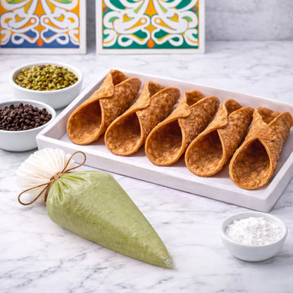 Cannoli Siciliani Tradizionali con Crema di Pistacchio