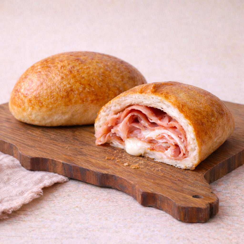 Cartocciata Siciliana Tradizionale Prosciutto e Mozzarella